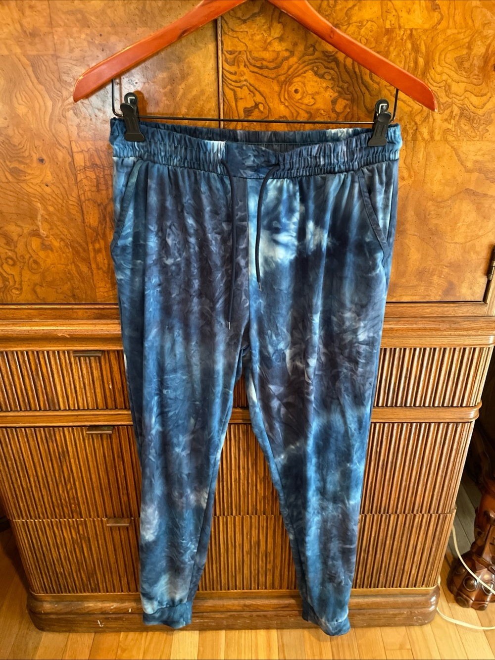 Women’s Blue Tie-Dye Elastic Drawstring Waist/Ankles Jogger Pants Size Large